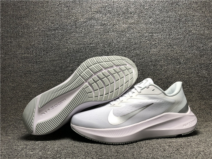 Nike Zoom Winflo 7 Silver Grey Shoes - Click Image to Close